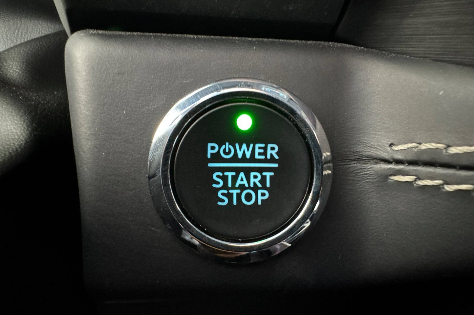 Certified 2023 Ford F150 Lightning Platinum AWD/4WD image 26