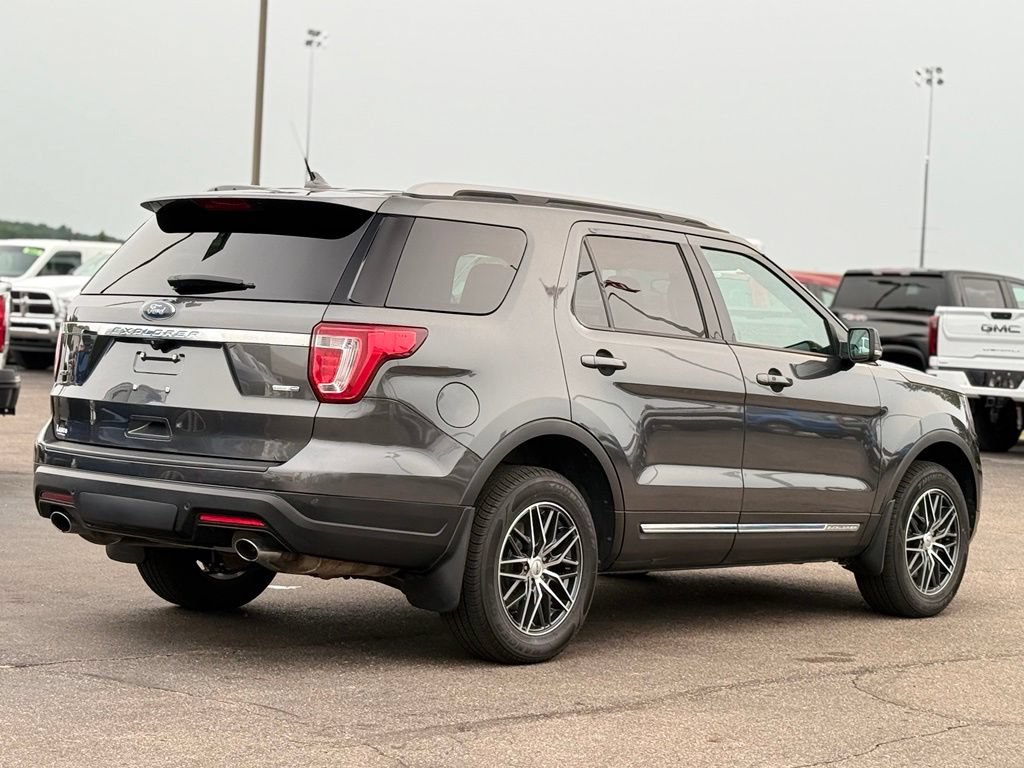 Certified 2019 Ford Explorer XLT AWD/4WD image 35