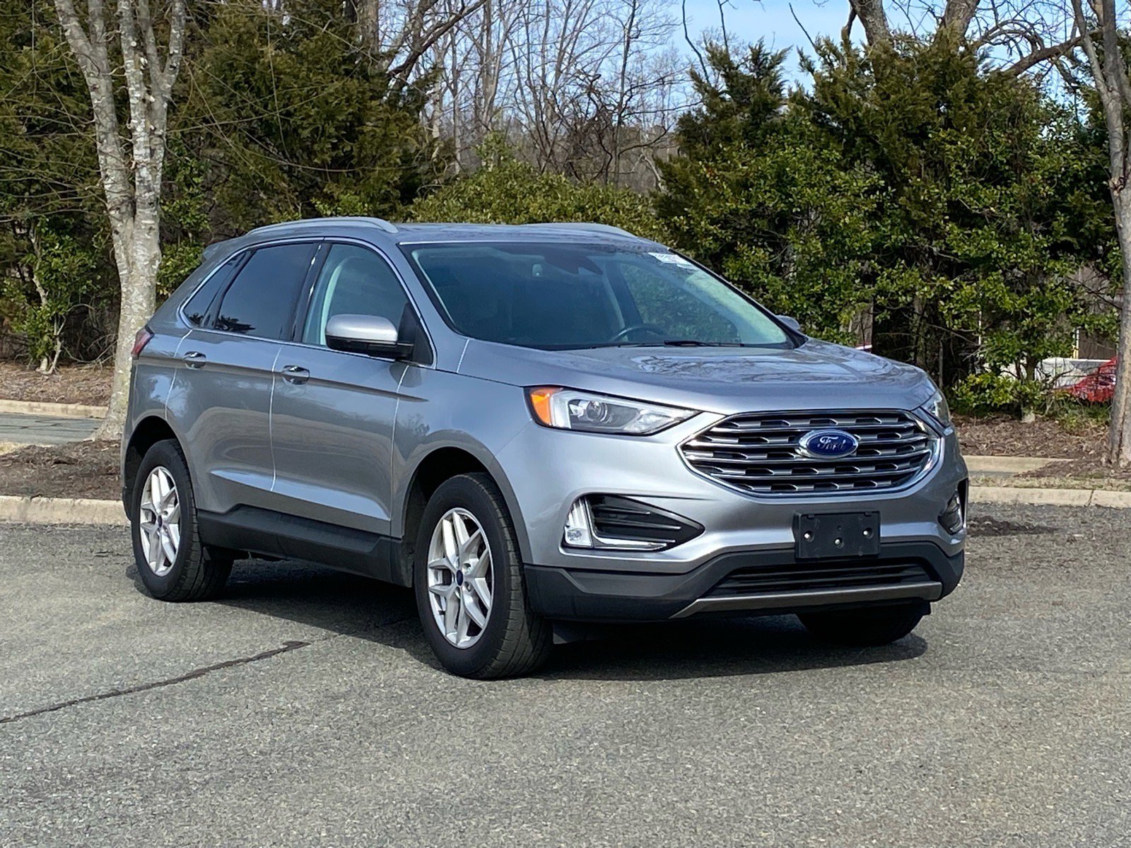 Certified 2022 Ford Edge SEL w/ Convenience Package AWD/4WD image 2