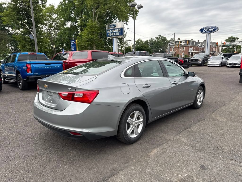 Used 2024 Chevrolet Malibu LT FWD image 4
