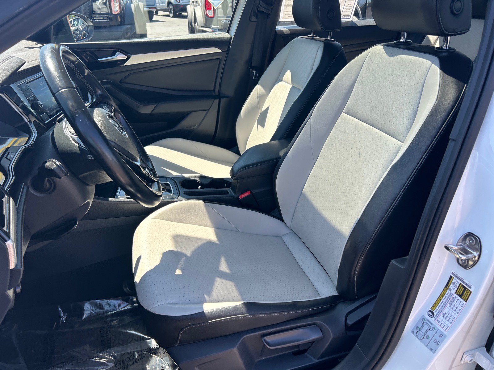 Used 2019 Volkswagen Jetta R-Line FWD image 8
