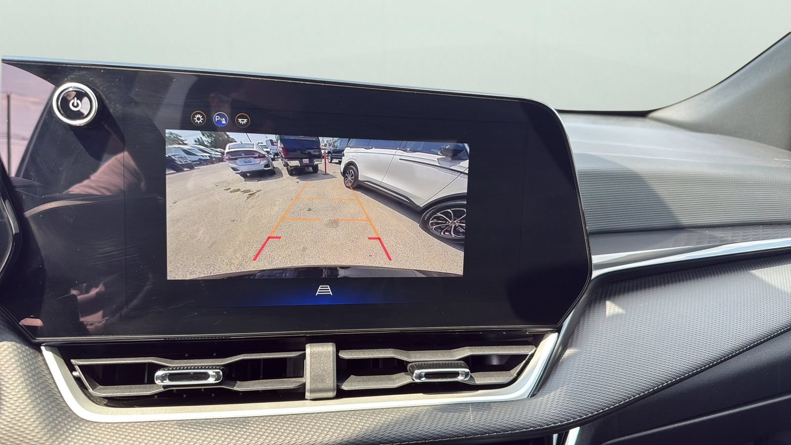 Used 2026 Chevrolet Equinox LT AWD/4WD image 17