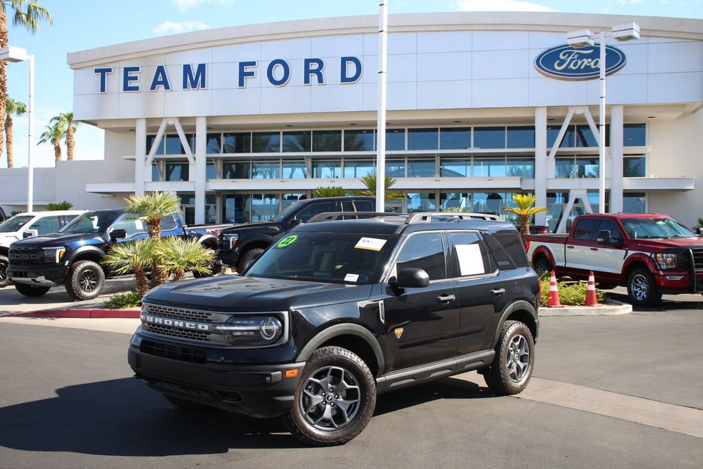 Certified 2022 Ford Bronco Sport Badlands AWD/4WD image 2
