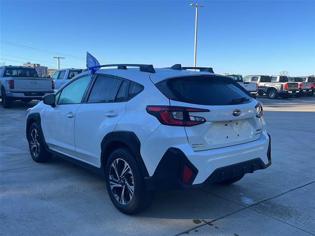 Used 2025 Subaru Crosstrek 2.5i Premium AWD/4WD image 7