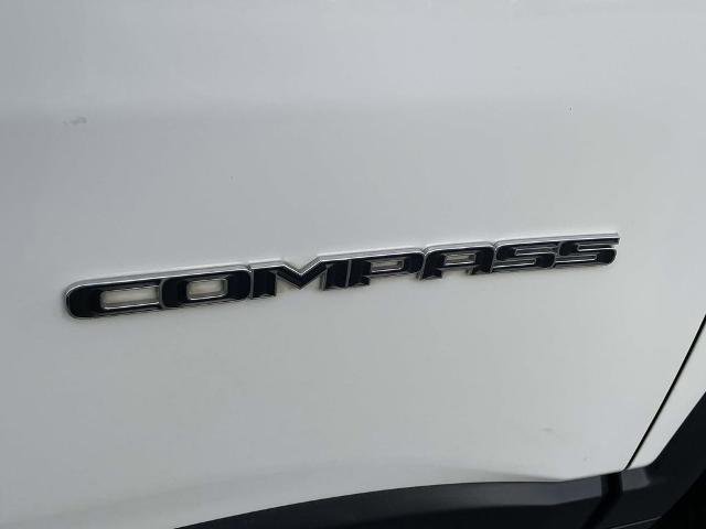 Used 2020 Jeep Compass Latitude w/ Safety & Security Group image 8