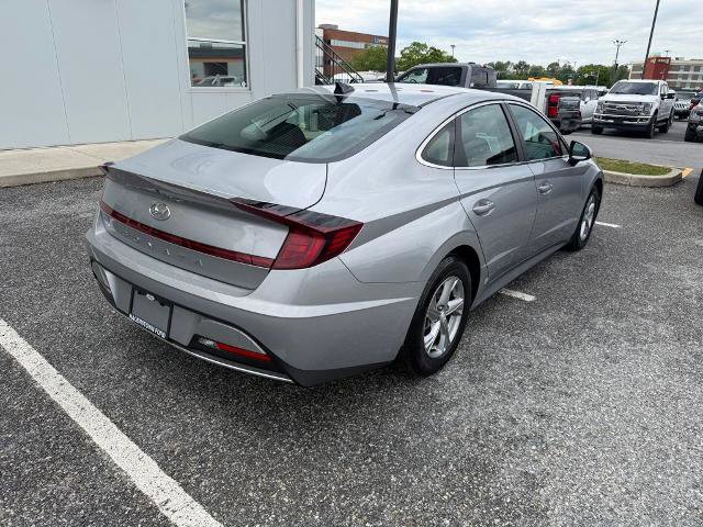Used 2023 Hyundai Sonata SE FWD image 8