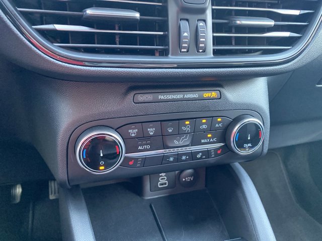 Certified 2025 Ford Escape ST-Line w/ Cold Weather Package FWD image 17