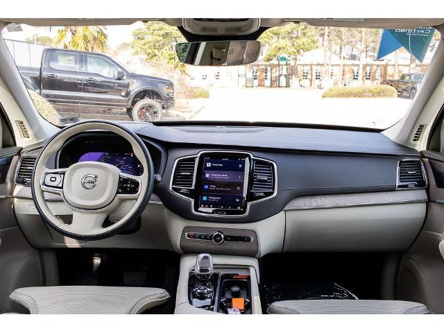 Used 2023 Volvo XC90 B6 Ultimate w/ Protection Package AWD/4WD image 12