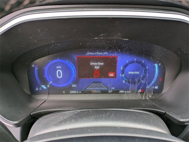 Certified 2022 Ford Escape Titanium w/ Titanium Elite Package image 10