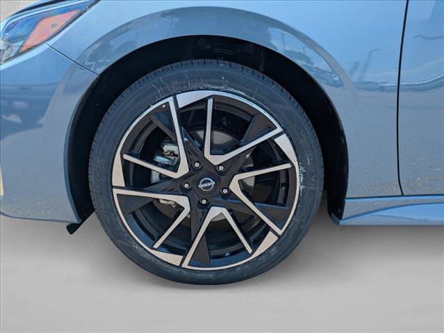 Used 2024 Nissan Sentra SR FWD image 25