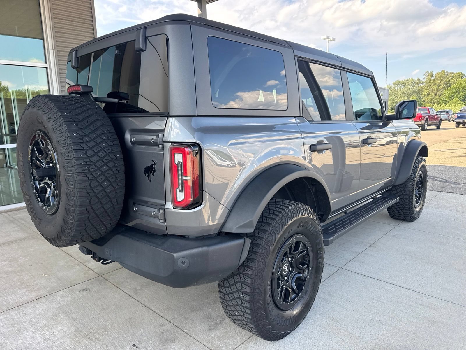 Certified 2023 Ford Bronco Wildtrak AWD/4WD image 8