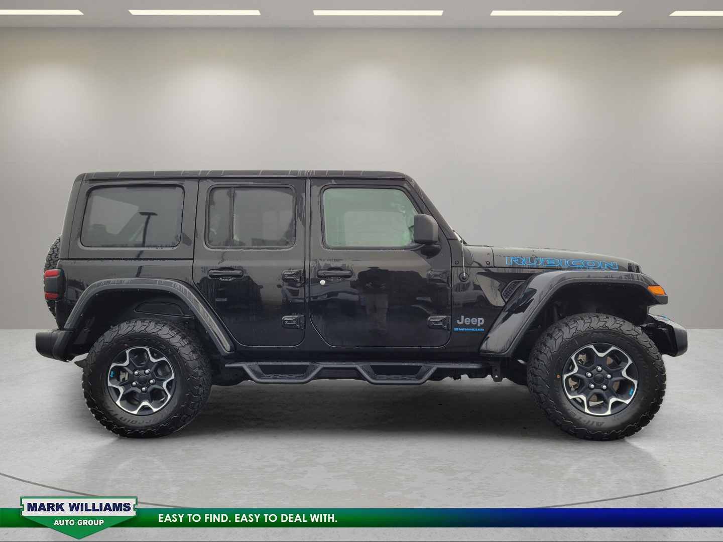 Used 2023 Jeep Wrangler Unlimited Rubicon 4xe w/ Cold Weather Group AWD/4WD image 2