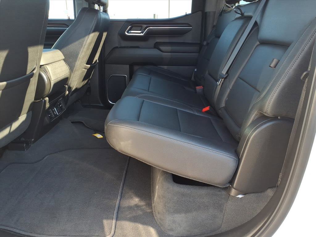 Used 2024 GMC Sierra 1500 SLT w/ X31 Off-Road Package image 18