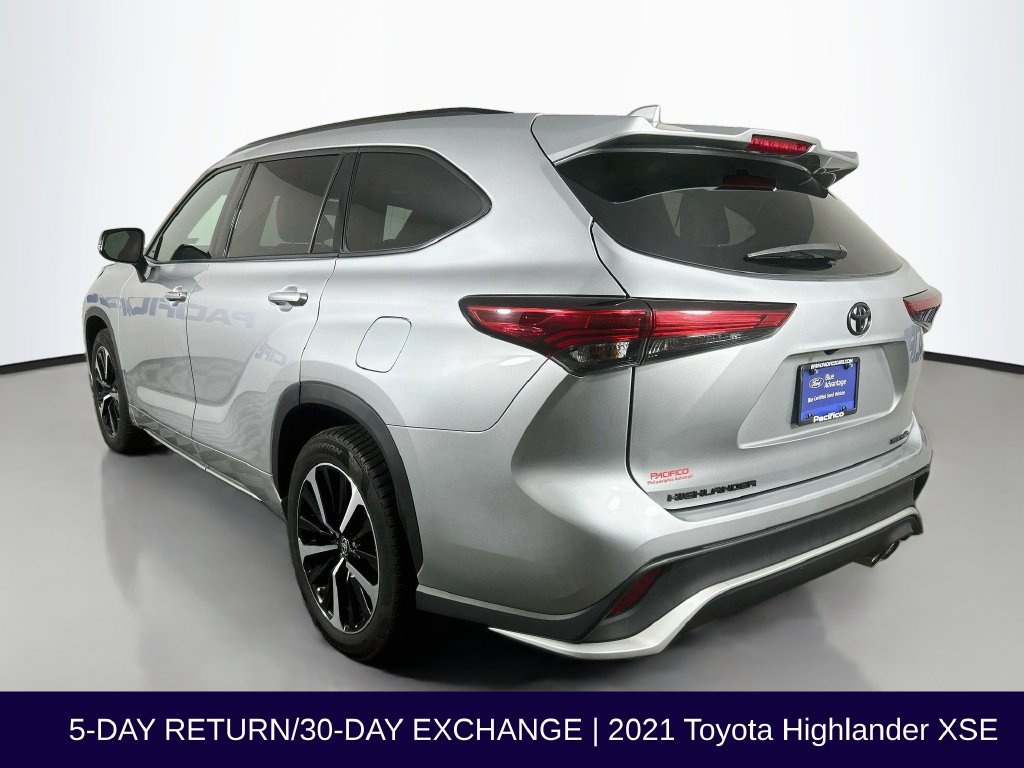 Used 2021 Toyota Highlander XSE AWD/4WD image 6
