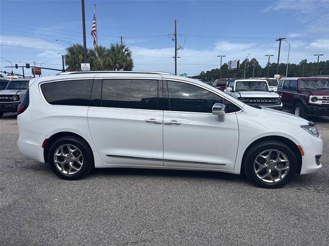 Used 2019 Chrysler Pacifica Limited FWD image 15