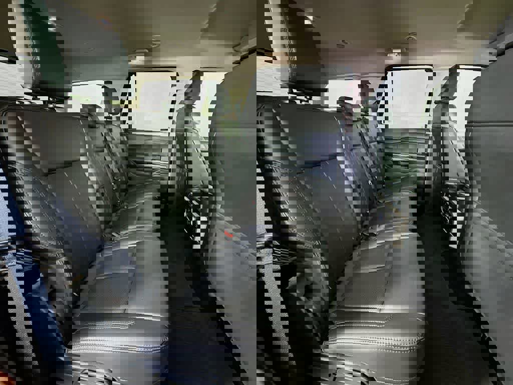 Certified 2022 Ford Expedition XLT image 32