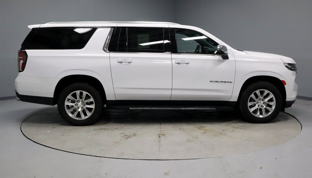 Used 2023 Chevrolet Suburban Premier image 5