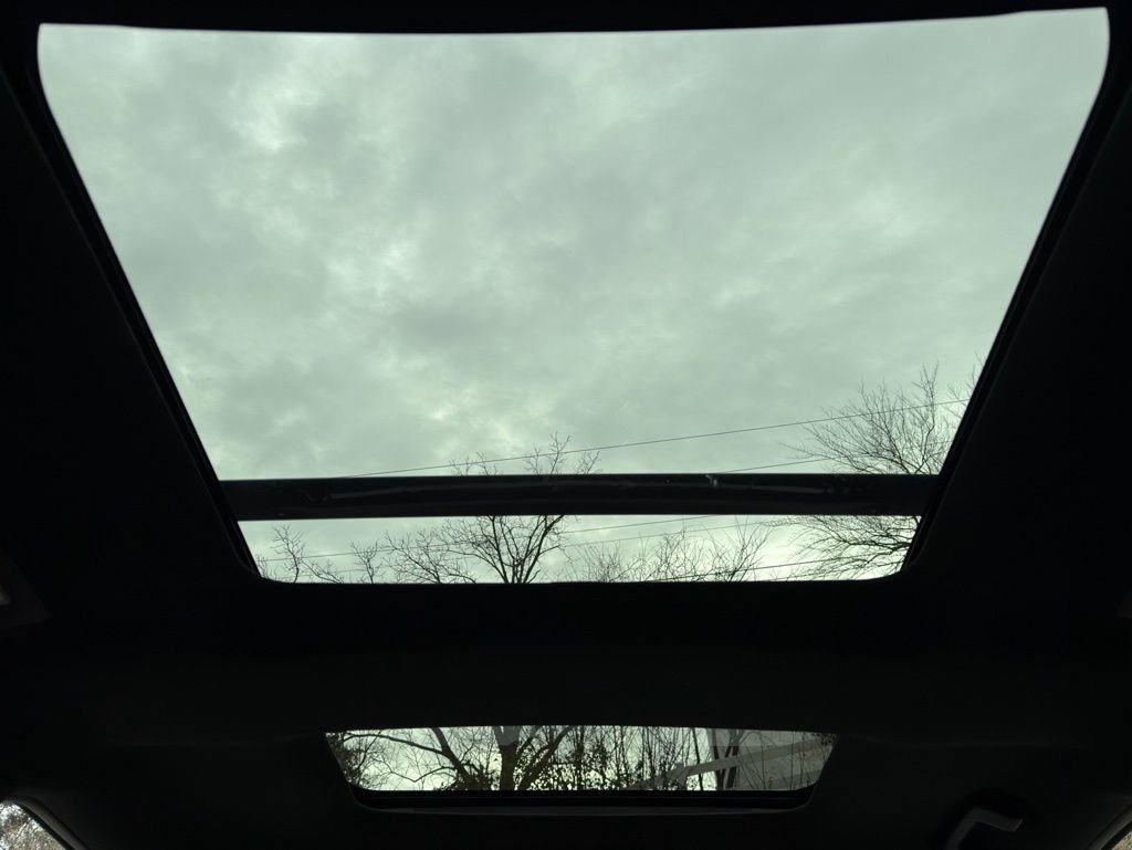 Certified 2017 Ford Explorer Limited w/ Equipment Group 301A image 15