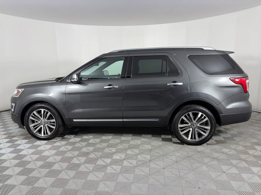 Certified 2017 Ford Explorer Platinum AWD/4WD image 2