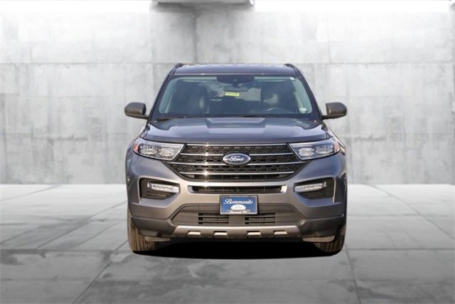 Certified 2023 Ford Explorer XLT w/ Equipment Group 202A image 4