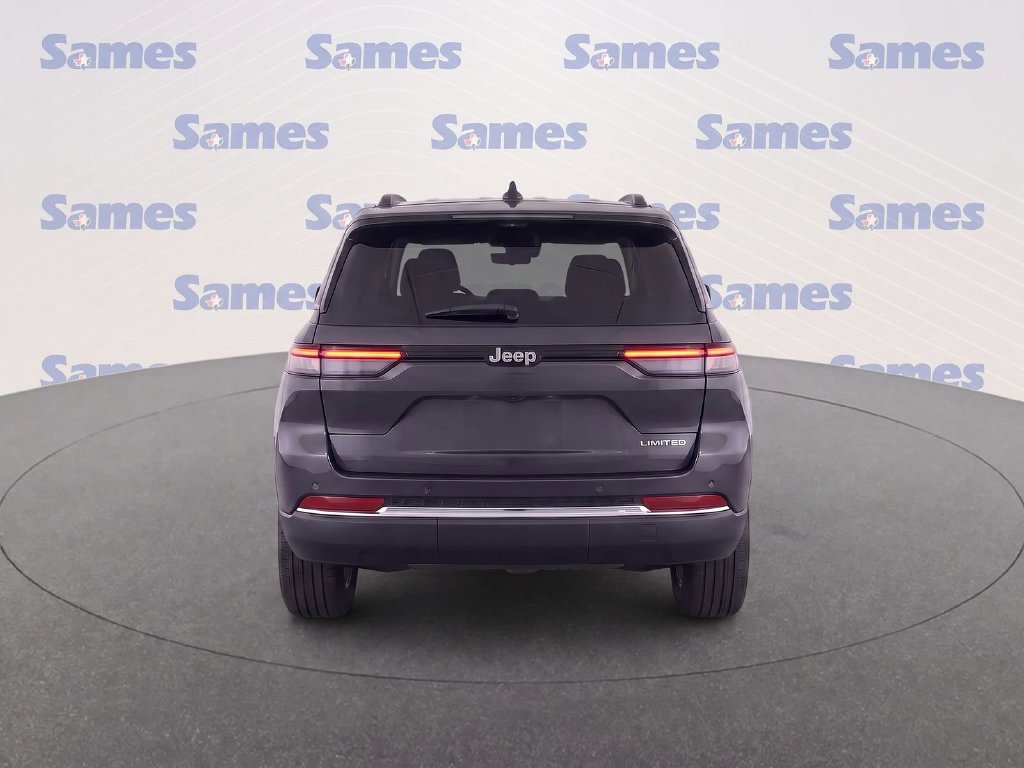 Used 2023 Jeep Grand Cherokee Limited RWD image 6