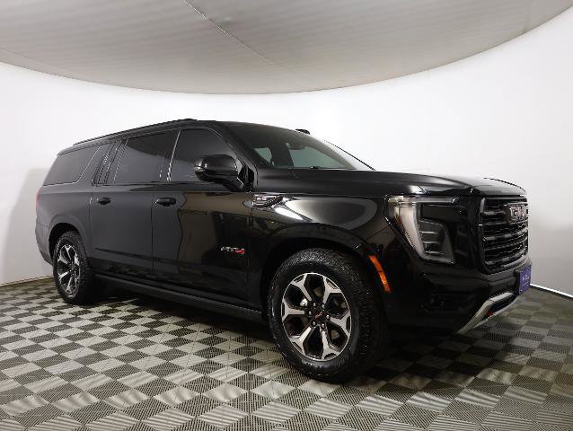 Used 2025 GMC Yukon XL AT4 Ultimate image 5
