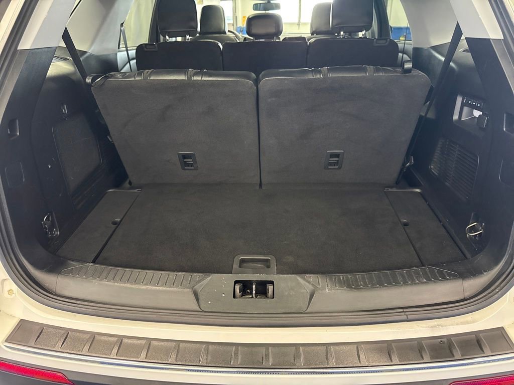 Certified 2021 Ford Explorer Limited w/ Equipment Group 301A image 24