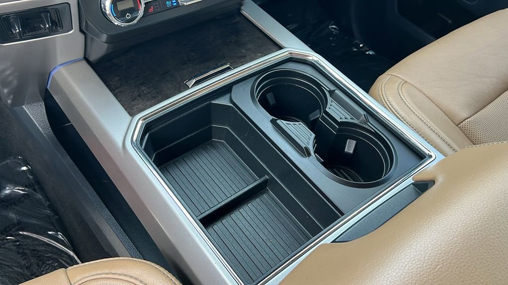 Certified 2022 Ford F250 Lariat w/ Lariat Value Package image 17