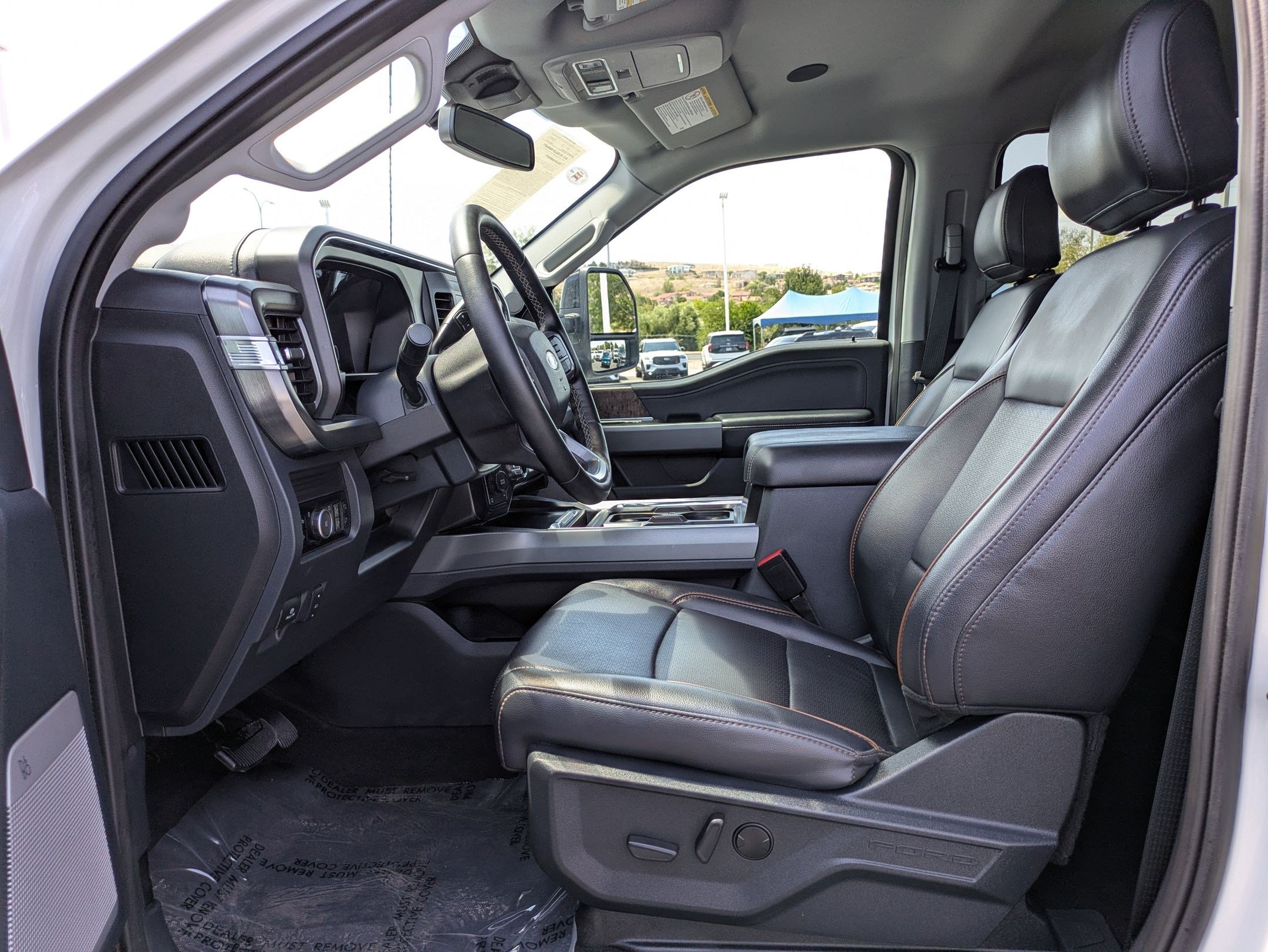 Certified 2025 Ford F350 Lariat w/ Lariat Ultimate Package AWD/4WD image 15