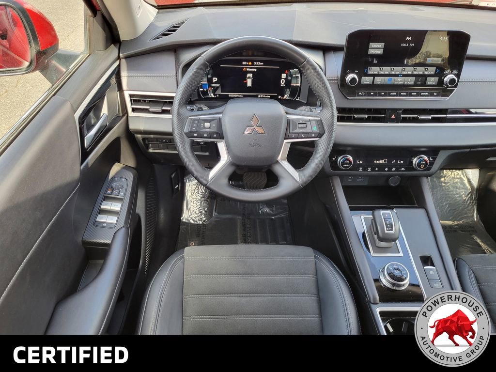 Used 2023 Mitsubishi Outlander SE image 19