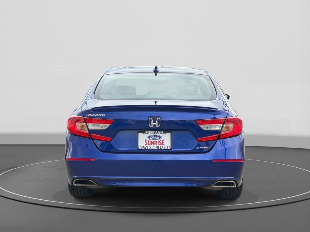 Used 2018 Honda Accord Sport image 3
