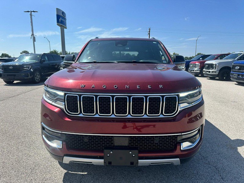 Used 2023 Jeep Wagoneer L Series II AWD/4WD image 8