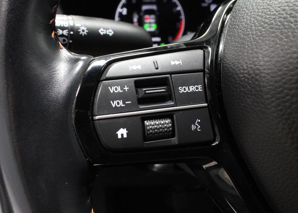 Used 2025 Honda HR-V Sport image 26