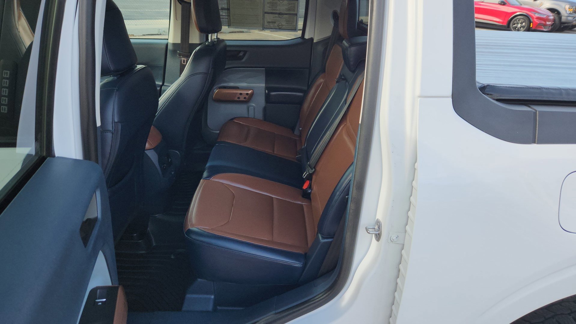 Certified 2022 Ford Maverick Lariat w/ Lariat Luxury Package image 28