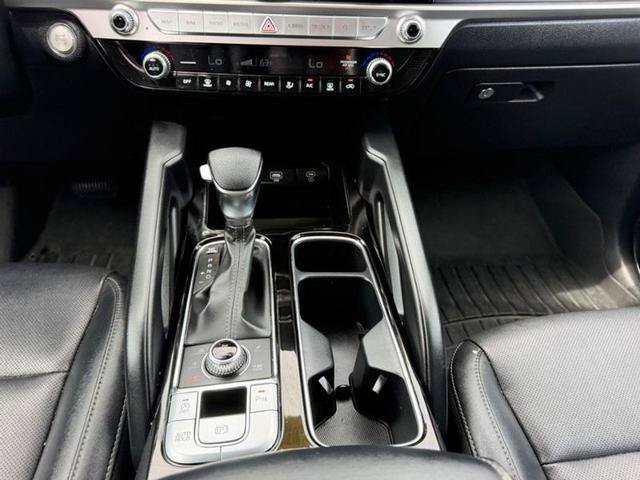 Used 2023 Kia Telluride LX AWD/4WD image 17