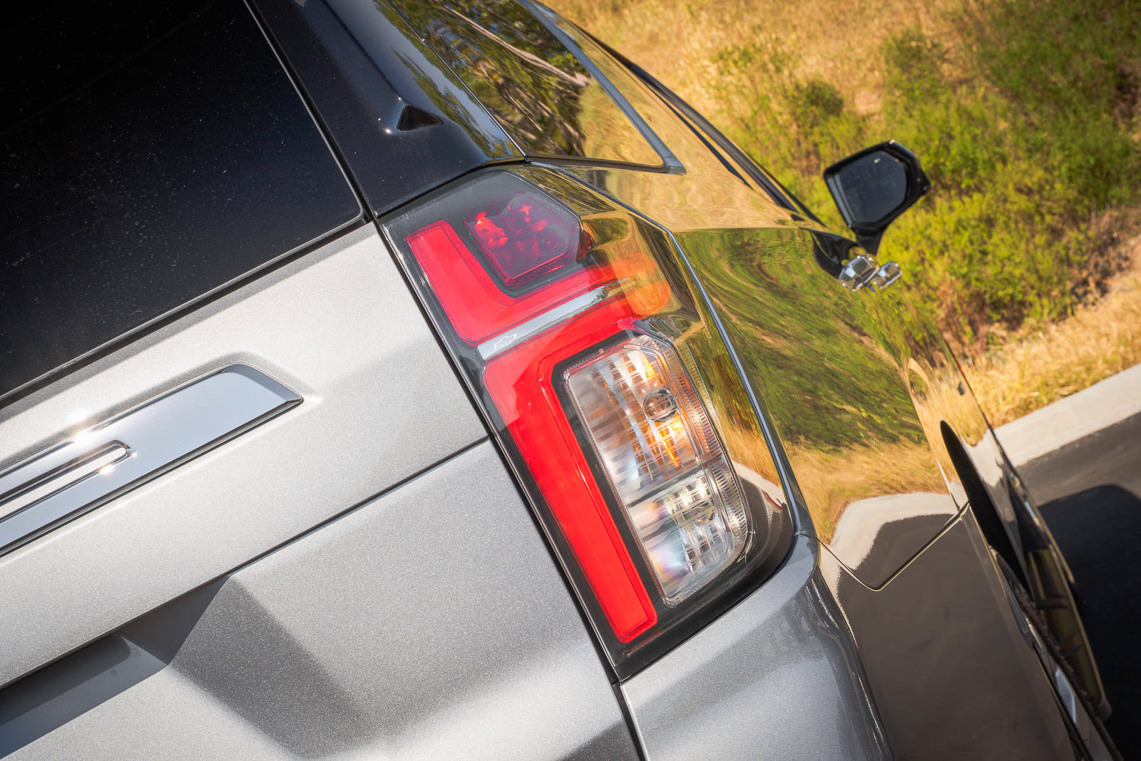 Used 2024 Chevrolet Tahoe Premier w/ Premium Package RWD image 27
