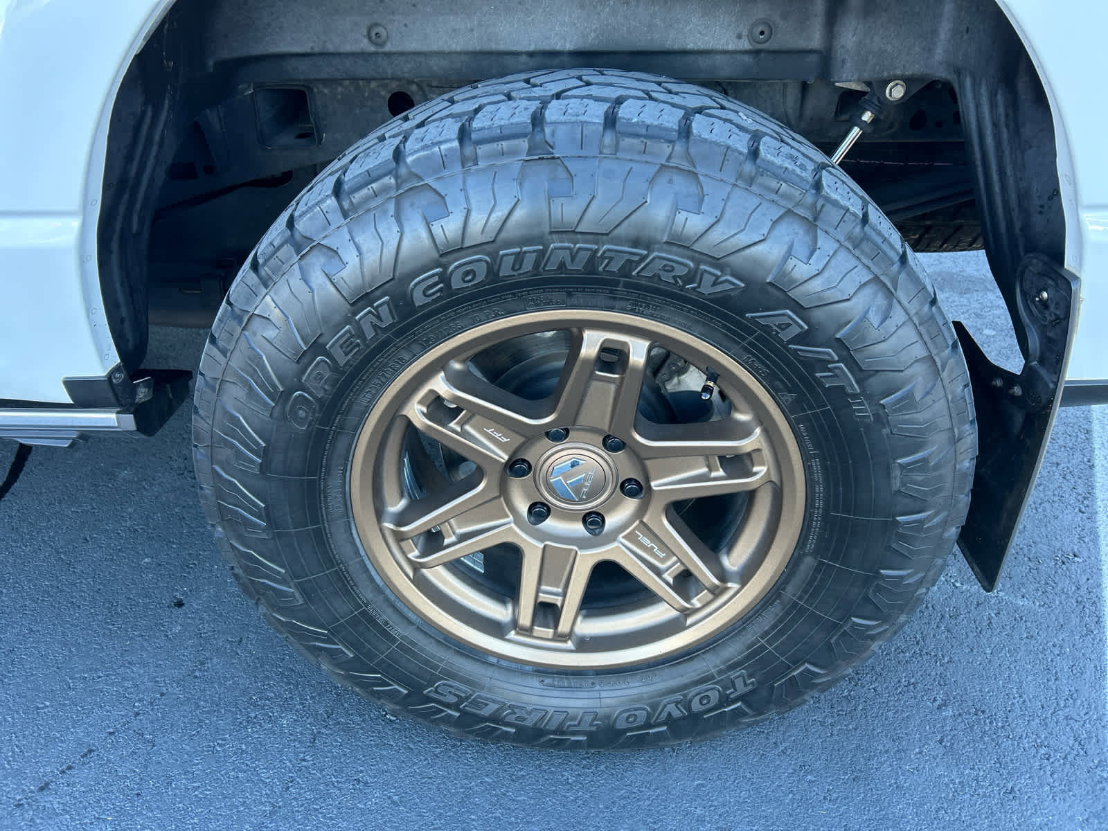 Certified 2021 Ford F150 Platinum w/ Equipment Group 701A High image 13