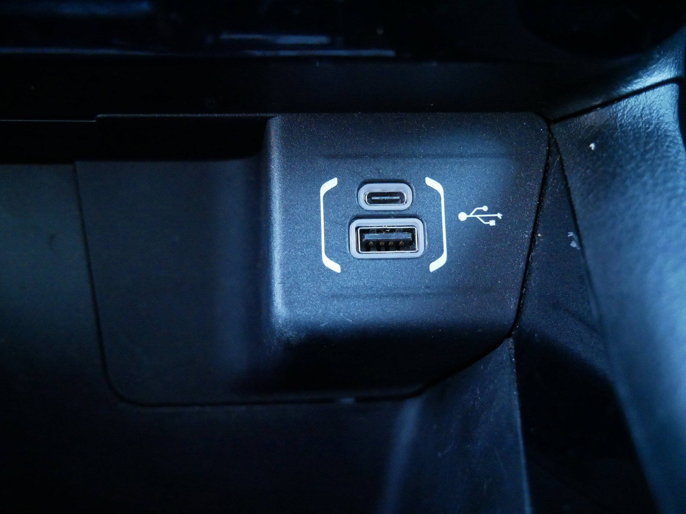 Used 2023 Jeep Compass Trailhawk image 32