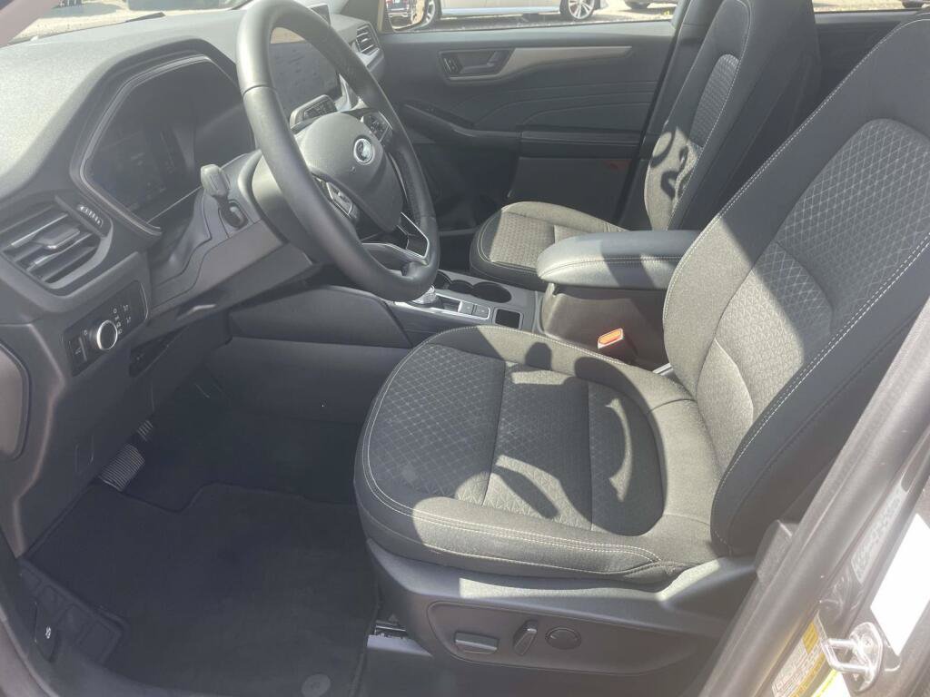 Certified 2024 Ford Escape Active w/ Tech Pack #1 AWD/4WD image 15