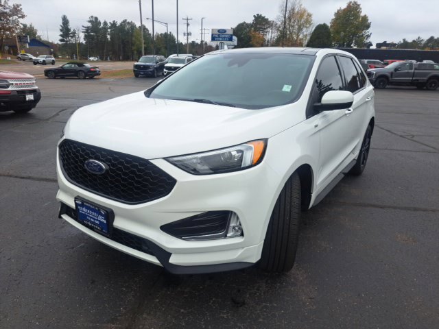 Certified 2022 Ford Edge ST-Line AWD/4WD image 4