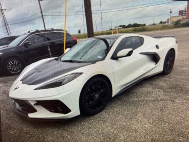 Used 2023 Chevrolet Corvette Stingray Preferred Cpe w/ Z51 Performance Package RWD image 2