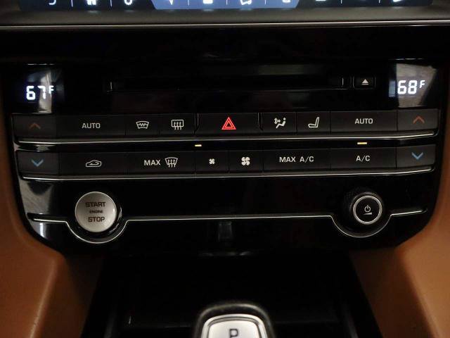 Used 2020 Jaguar F-PACE SVR AWD/4WD image 24