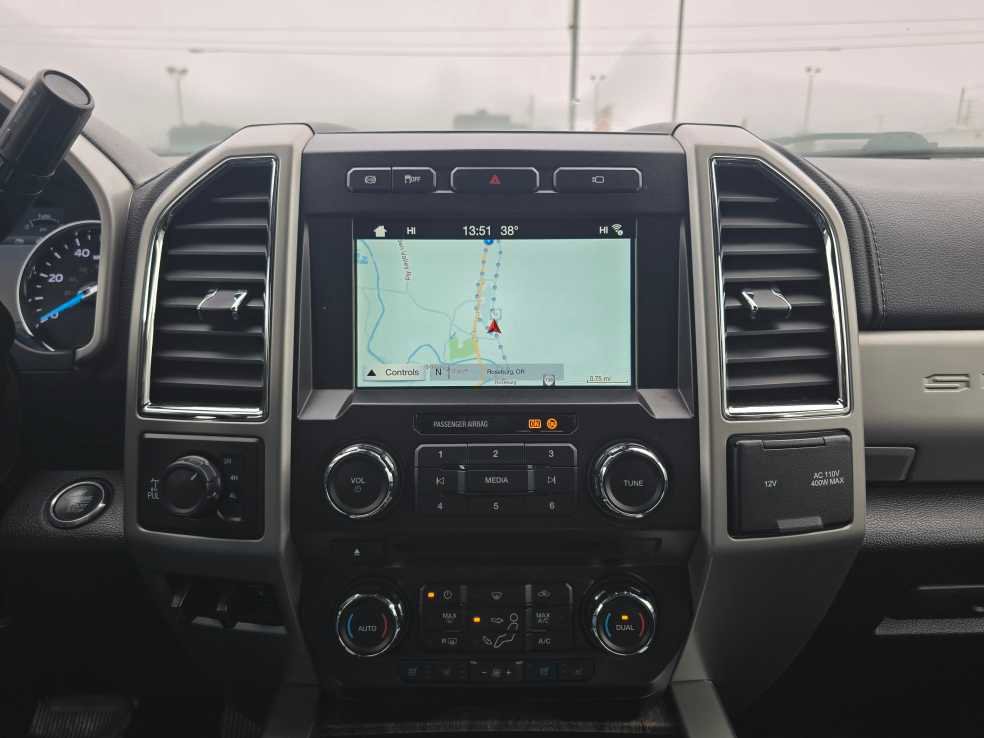 Certified 2018 Ford F350 Lariat w/ Lariat Ultimate Package image 13