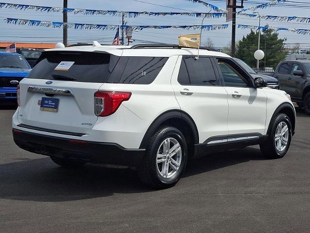 Certified 2022 Ford Explorer XLT w/ Class IV Trailer Tow Package image 3