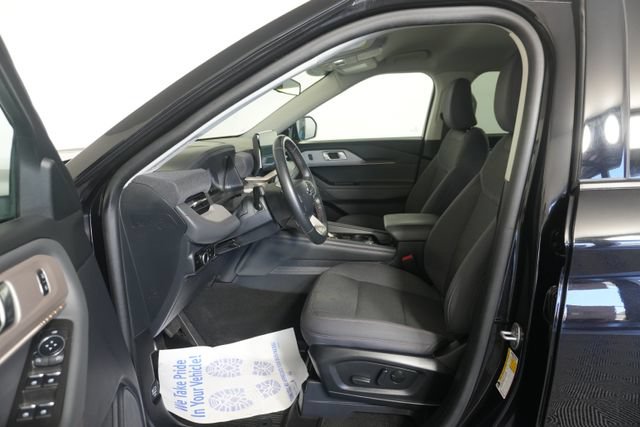 Certified 2025 Ford Explorer Active AWD/4WD image 25