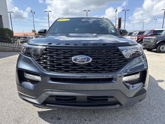 Certified 2024 Ford Explorer ST-Line w/ Class IV Trailer Tow Package RWD image 16