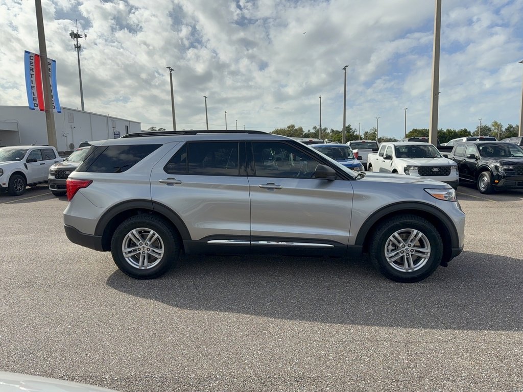 Certified 2023 Ford Explorer XLT image 5