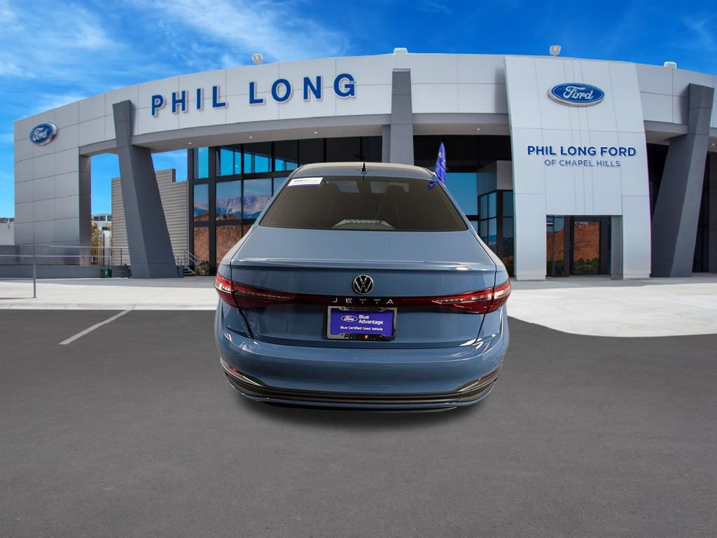 Used 2025 Volkswagen Jetta Sport FWD image 4