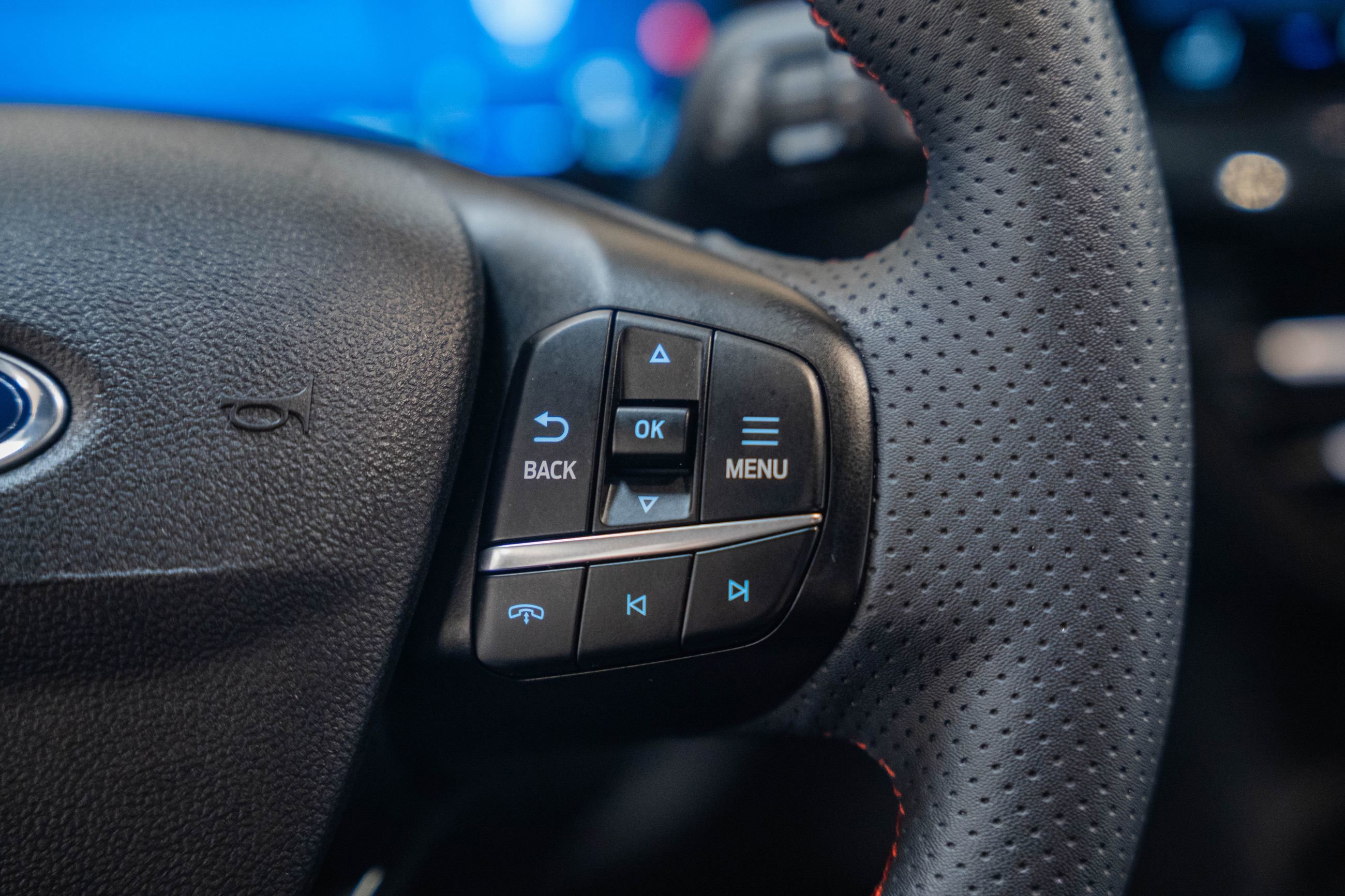 Certified 2023 Ford Escape ST-Line Select w/ Tech Pack #2 image 33