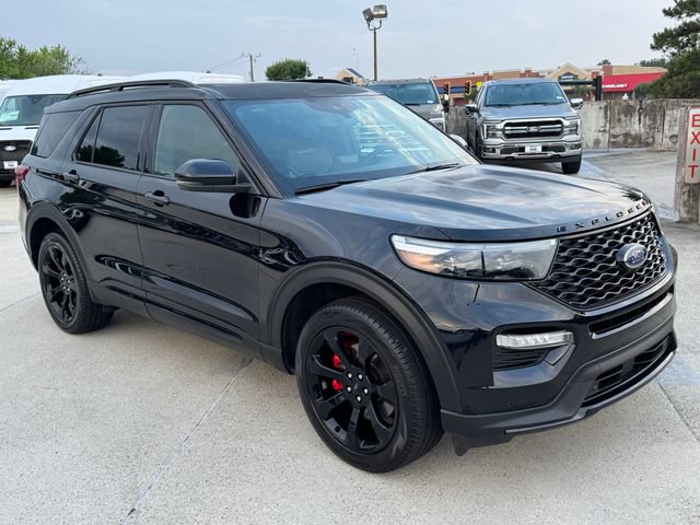 Certified 2024 Ford Explorer ST w/ Equipment Group 401A AWD/4WD image 6
